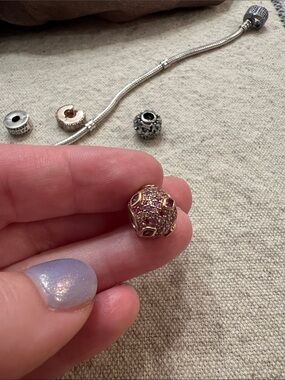 Pandora-Kiss Pave Charm Rose Gold